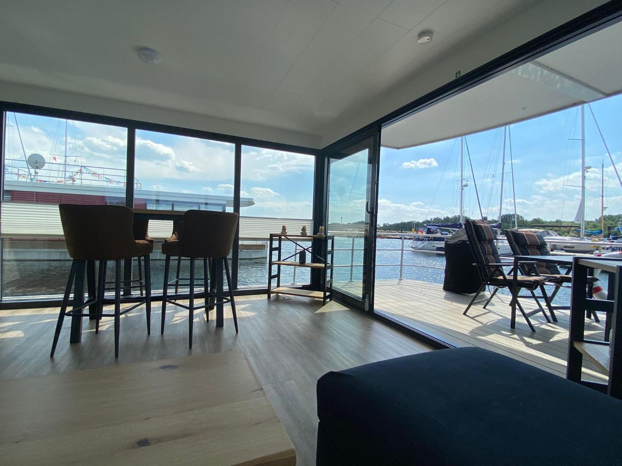 Urlaub Auf Dem Wasser Mit Einmaligen Ausblick - Well Hausboote Boltenhagen 10 Экстерьер фото